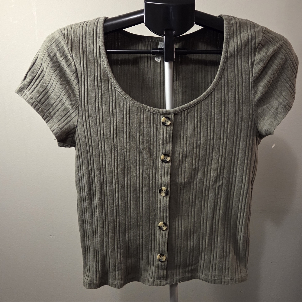 Mudd Olive Green Button-Down Ribbed Top